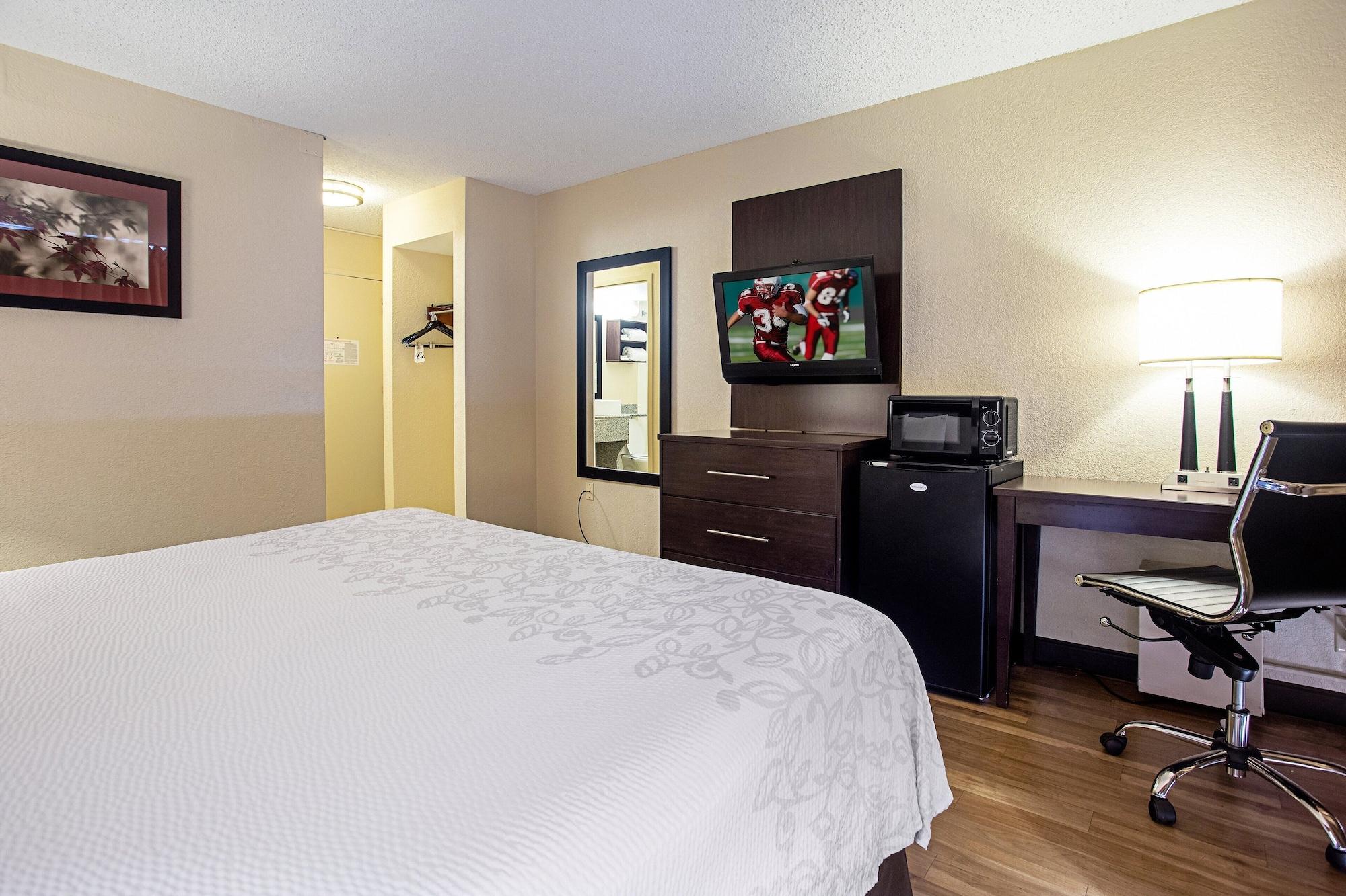 Red Roof Inn Plus+ Wichita East Exteriér fotografie